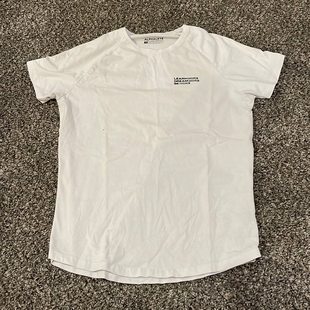 Alphalete shirt